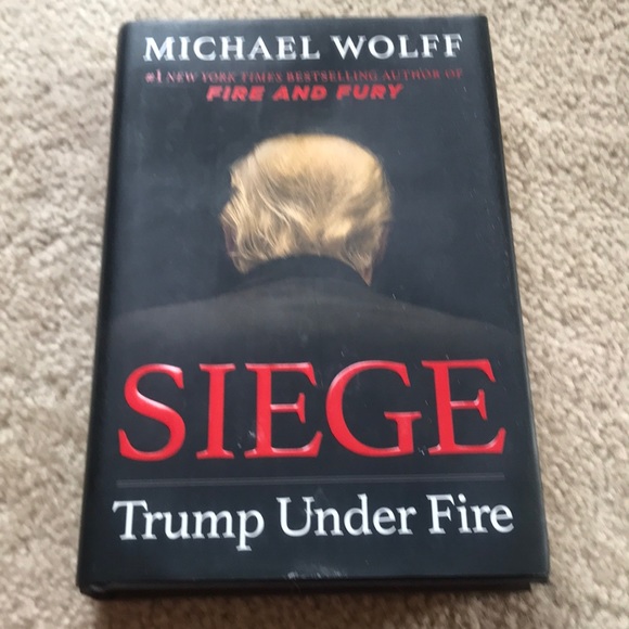 🌸NEW🌸 “Siege Trump Under Fire” Book - Picture 1 of 2